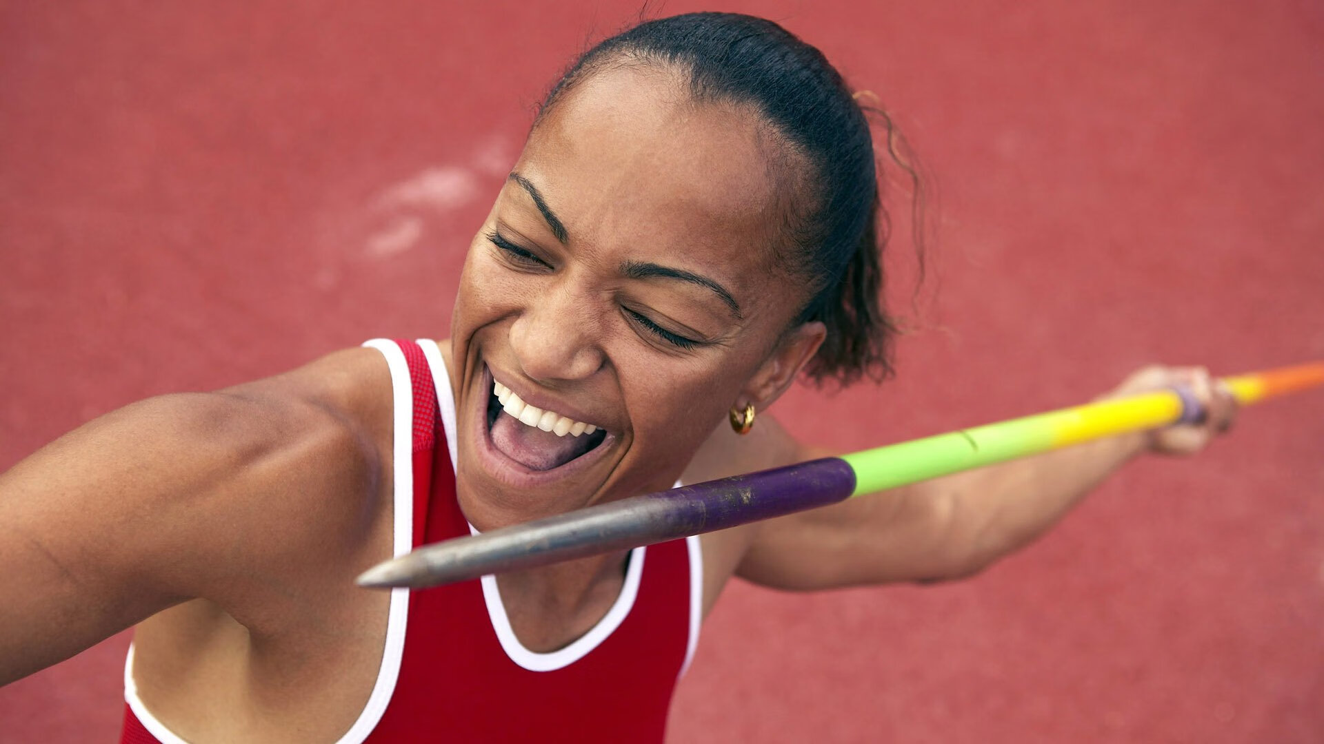 格林纳达特色体育工坊广受欢迎，格林纳达足球联赛